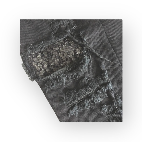 LF Carmar ❉ Skinny Shredded Rips Stretch Jeans ❉ Lace Patches ❉ Jet Black ❉ 25 ❉ - Picture 10 of 16